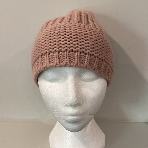 Hot Paws Pink Chunky Knit Hat - Picture 3 of 12